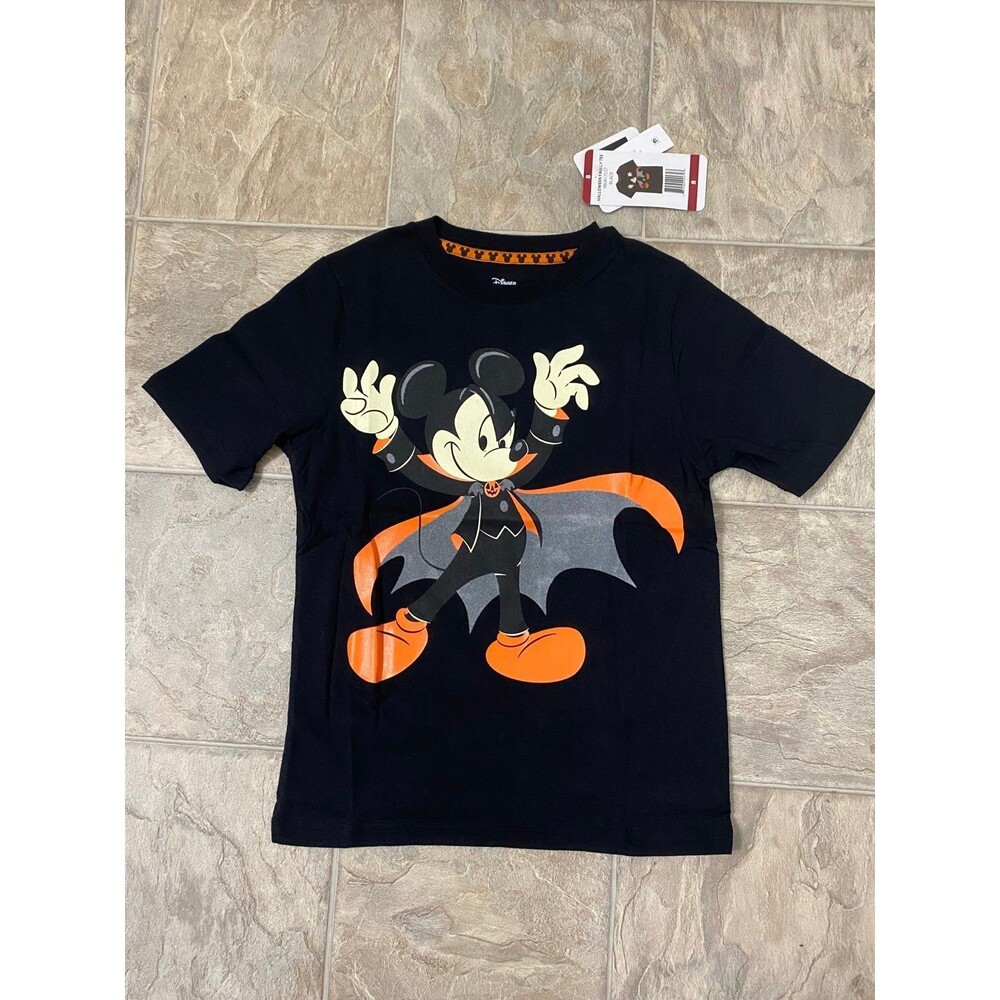 Disney Boys Halloween T-shirt  Glow in the dark New size 8